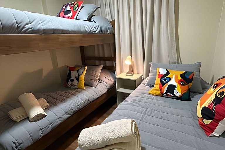 Amplio Depto. 2 dorm. Full equipado centro Stgo.