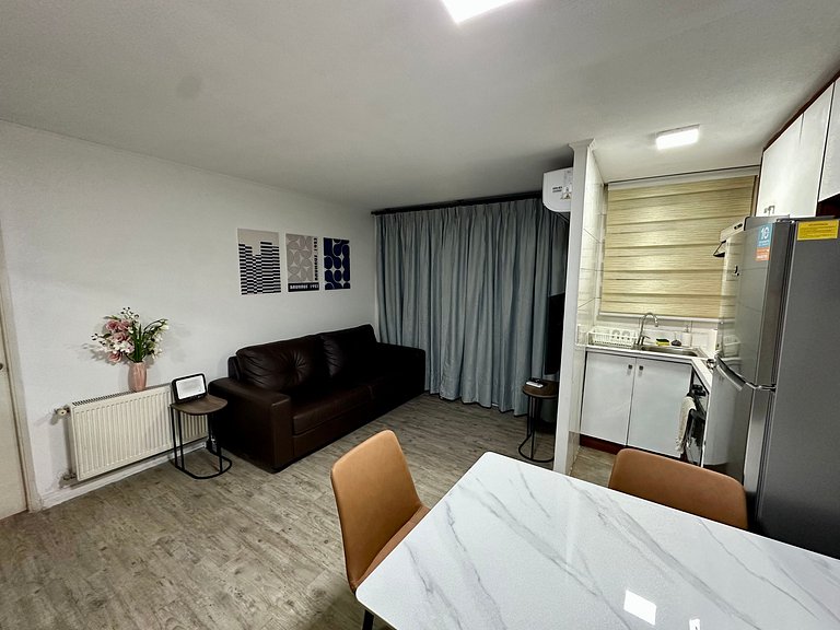 Amplio Depto. 2 dorm. Full equipado centro Stgo.