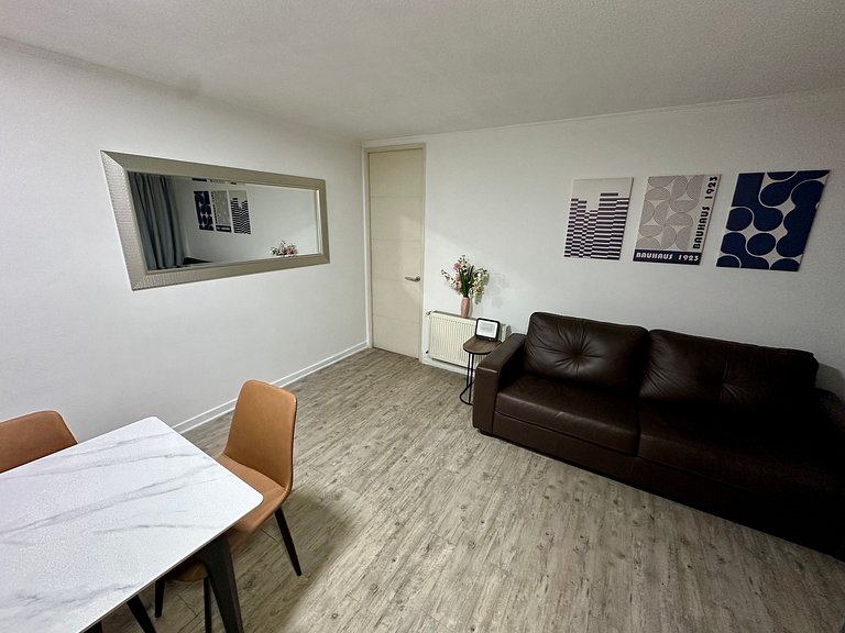 Amplio Depto. 2 dorm. Full equipado centro Stgo.
