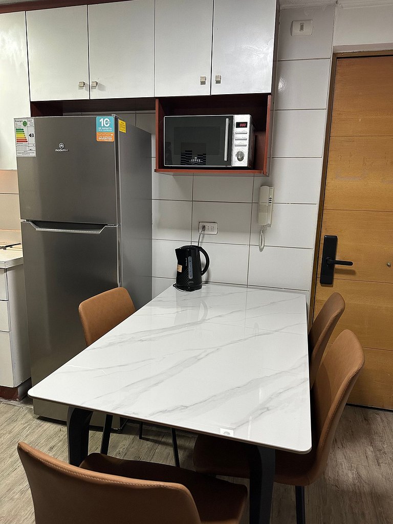 Amplio Depto. 2 dorm. Full equipado centro Stgo.
