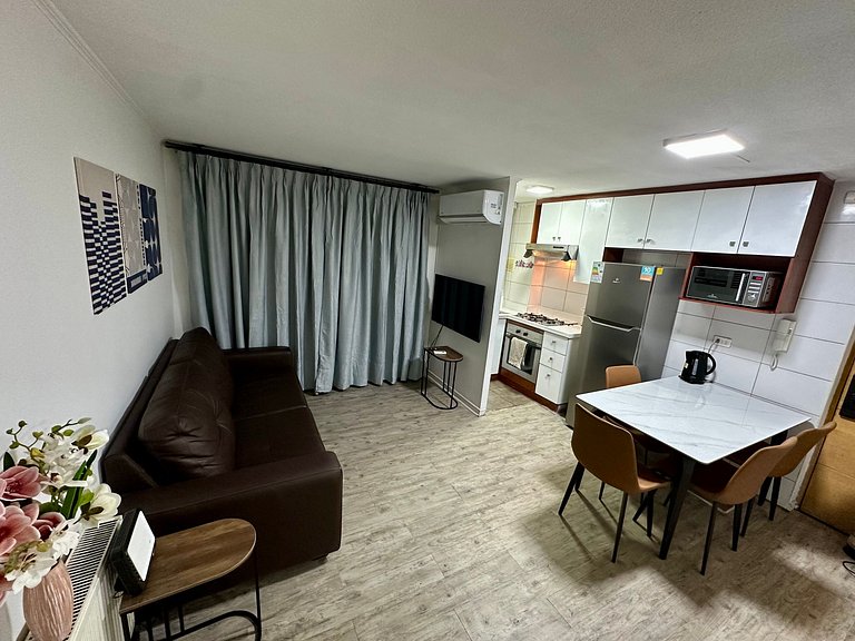Amplio Depto. 2 dorm. Full equipado centro Stgo.
