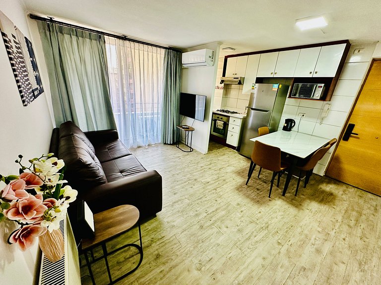 Amplio Depto. 2 dorm. Full equipado centro Stgo.