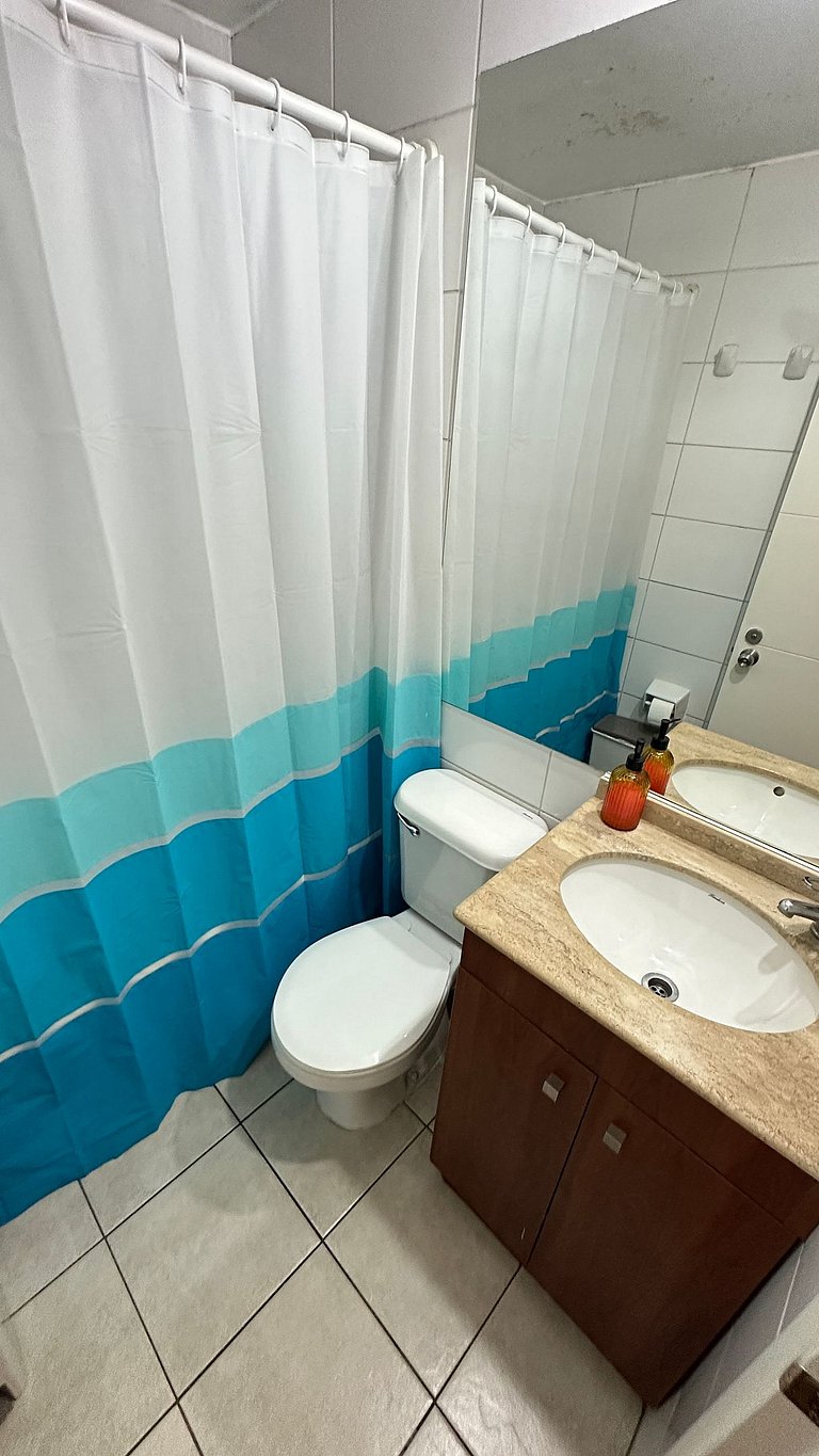 Amplio Depto. 2 dorm. Full equipado centro Stgo.