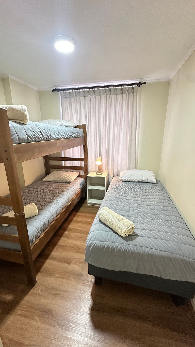 Amplio Depto. 2 dorm. Full equipado centro Stgo.