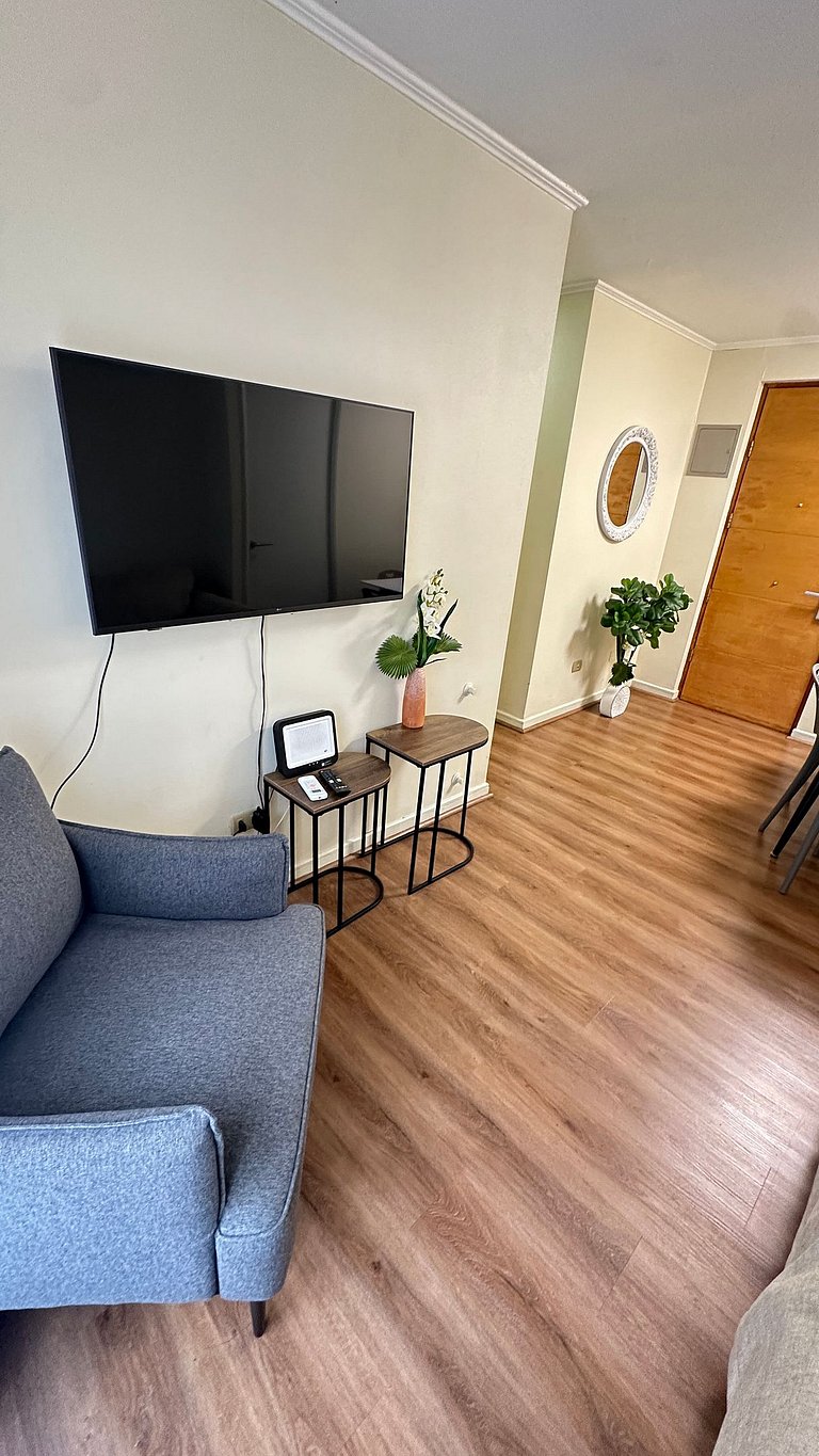 Amplio Depto. 2 dorm. Full equipado centro Stgo.