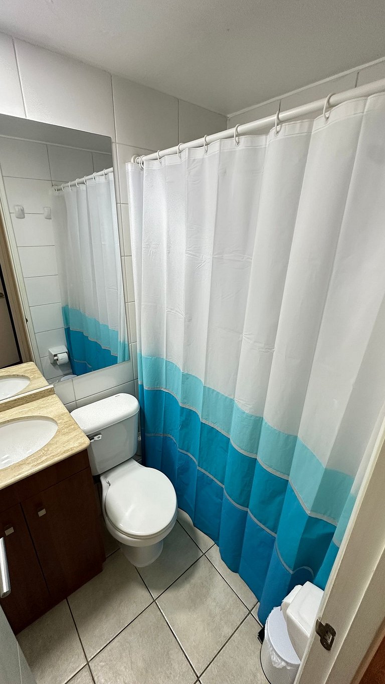 Amplio Depto. 2 dorm. Full equipado centro Stgo.