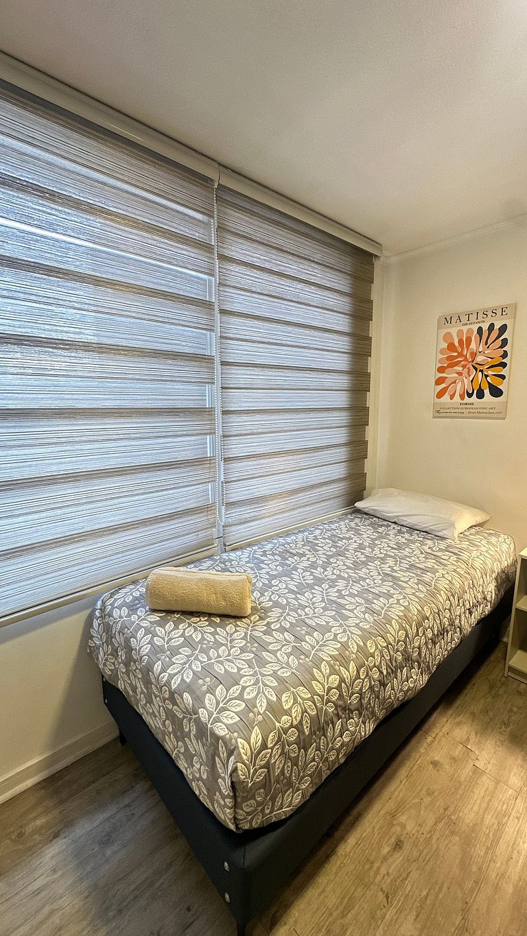 Amplio Depto. 2 dorm. Full equipado centro Stgo.